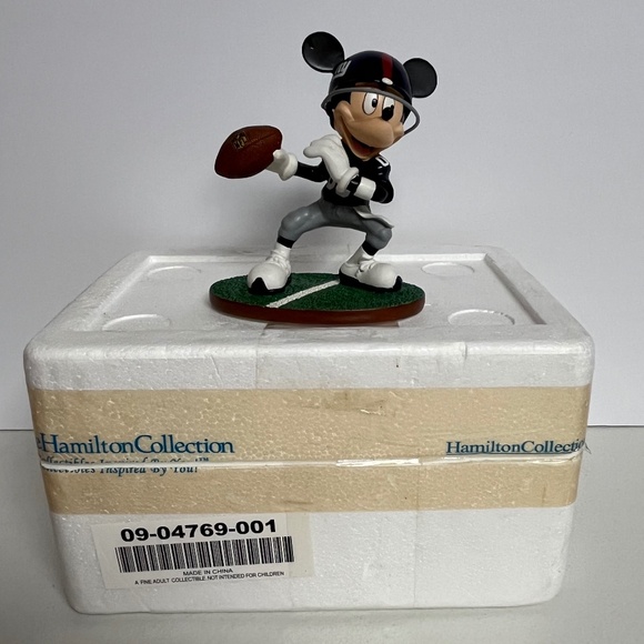 Hamilton Collection New York Giants Mickey Mouse Figure Collectible Rare New - Picture 1 of 11